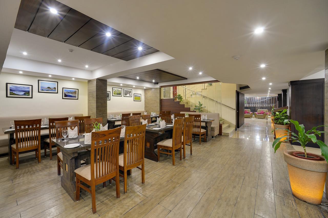Cygnett Inn Repose Guwahati Esterno foto